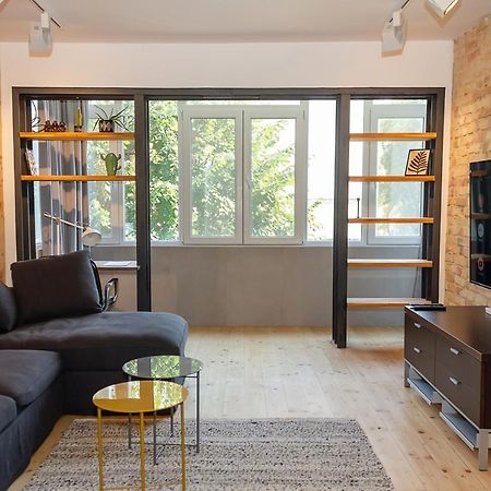 Bright & Spacious 1Bd Apartment With A Charming Balcony By Flat Mаnager 바르나 외부 사진