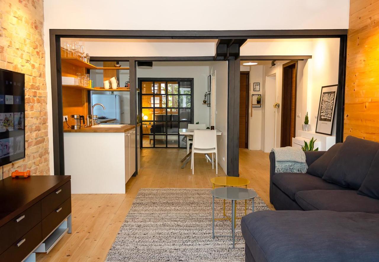 Bright & Spacious 1Bd Apartment With A Charming Balcony By Flat Mаnager 바르나 외부 사진
